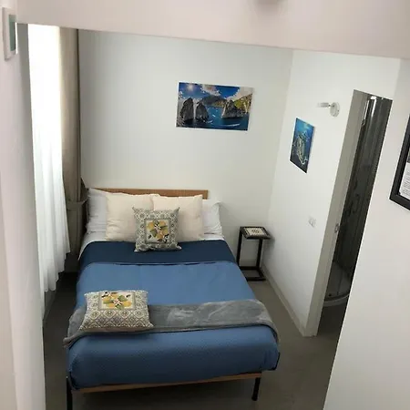 Bed and Breakfast Bellamania 2*