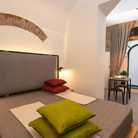 فندق مبيت وإفطار Bellamania 4*