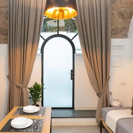 Bellamania فندق مبيت وإفطار أناكابْري