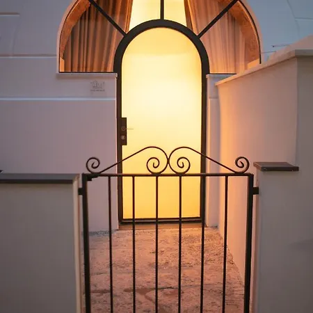 Bellamania فندق مبيت وإفطار 4*