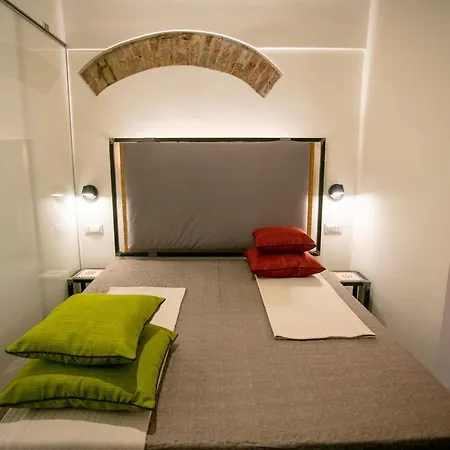 Bellamania Bed & Breakfast 4*