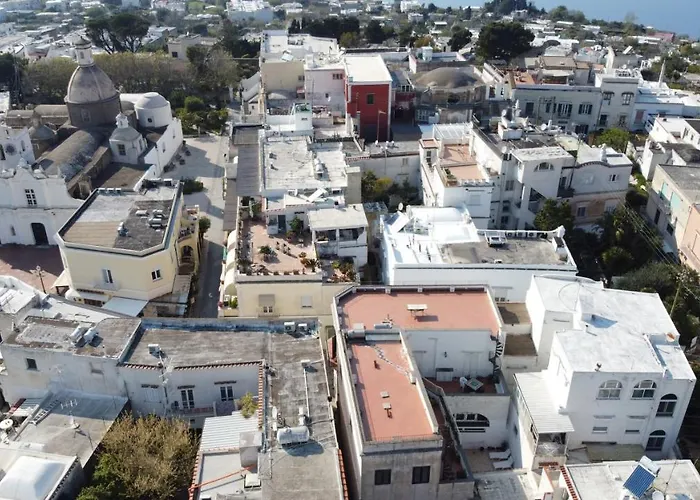 Bellamania Bed & Breakfast